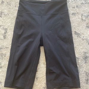 Lululemon crop shorts, NBW